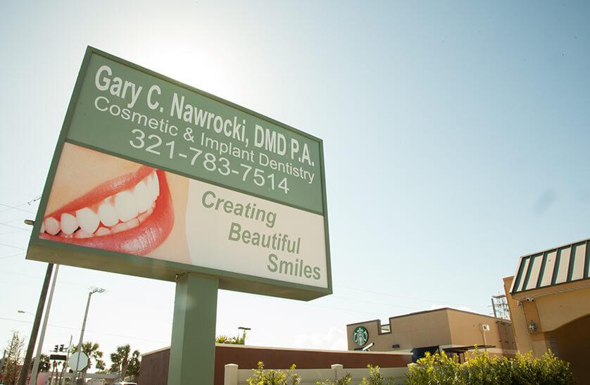 Nawrocki Dental of Cocoa Beach dental office signs